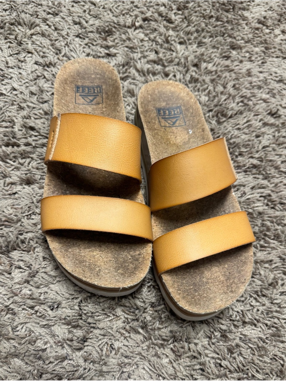Reef Cushion Vista Hi Flip Flop - Picture 2 of 6